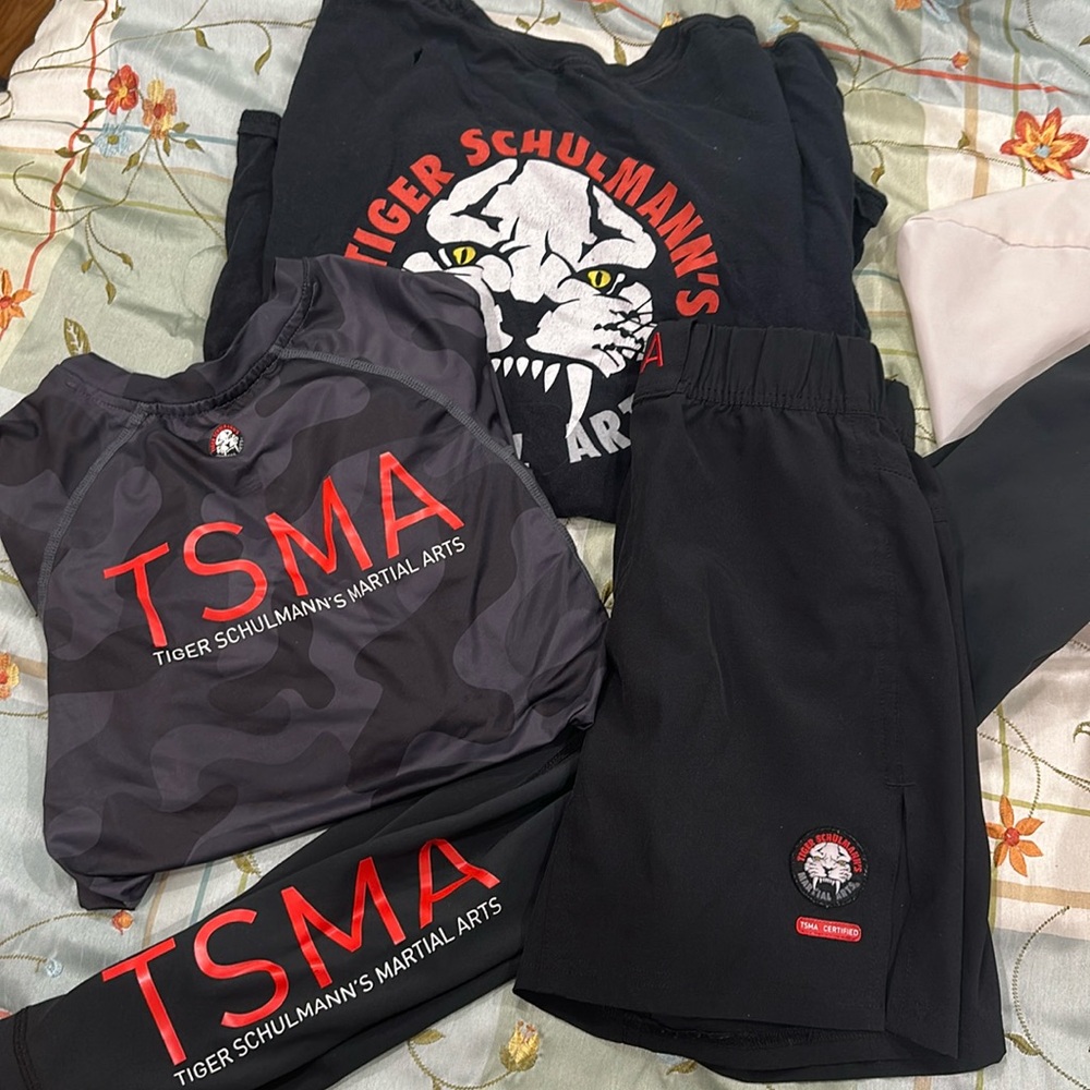 Youth Lg Tiger Schulmans uniform